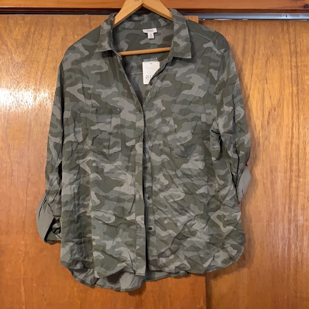 A.N.A Women’s Xxl Camo Button Up Blouse